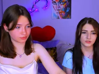 meddi-gold's Live Sex Cam Show