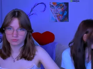 meddi-gold's Live Sex Cam Show