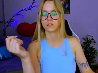 meddi-gold's Live Sex Cam Show