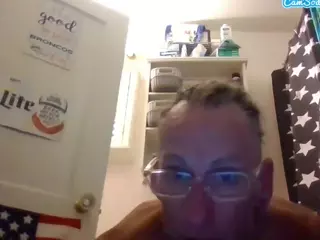 StuffClouds's Live Sex Cam Show