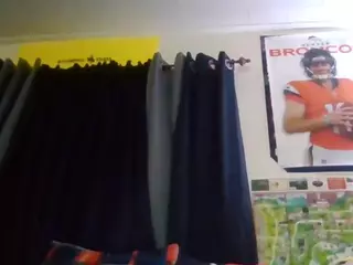 StuffClouds's Live Sex Cam Show