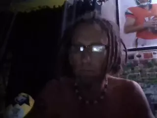 StuffClouds's Live Sex Cam Show