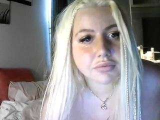 tiadollxxx webcam