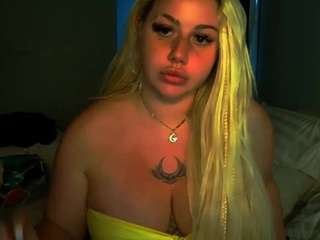 tiadollxxx webcam