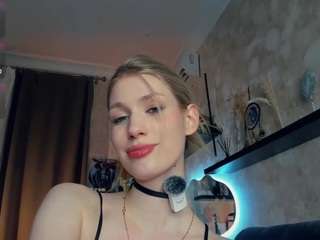 ainsleybrookhouse Live Webcam on {site_name}