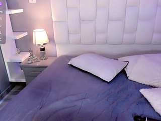 hottsalomee Live Webcam on {site_name}