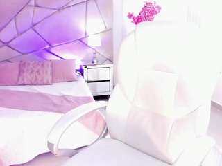 kate-rous Live Webcam on CamSoda