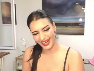 lalytaa's Live Sex Cam Show