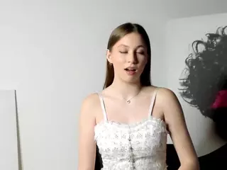 littlemelody's Live Sex Cam Show