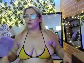 majalopez's Live Sex Cam Show
