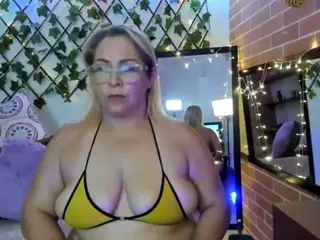 majalopez's Live Sex Cam Show