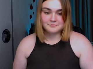  melani-first chat room