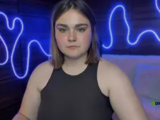 melani-first's Live Sex Cam Show