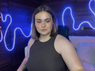 melani-first's Live Sex Cam Show