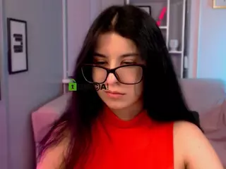 melani-first's Live Sex Cam Show