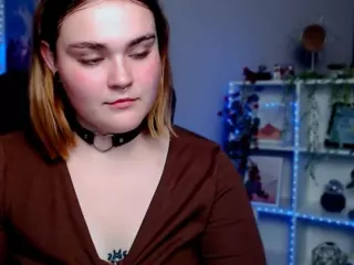 melani-first's Live Sex Cam Show