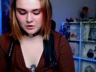 melani-first's Live Sex Cam Show