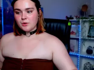 melani-first's Live Sex Cam Show