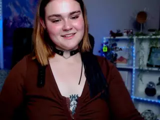 melani-first's Live Sex Cam Show