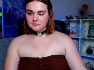 melani-first's Live Sex Cam Show