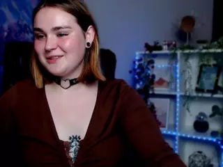 melani-first's Live Sex Cam Show