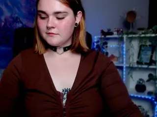 melani-first's Live Sex Cam Show