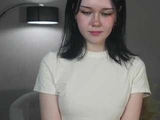 wandacatlow webcam