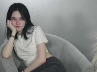 wandacatlow webcam