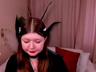 LinetteMono's Live Sex Cam Show