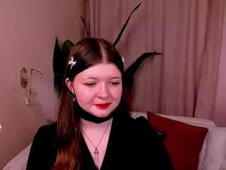 LinetteMono's Live Sex Cam Show