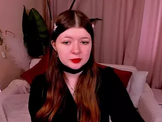 LinetteMono's Live Sex Cam Show