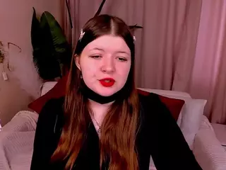 LinetteMono's Live Sex Cam Show