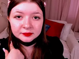 LinetteMono's Live Sex Cam Show
