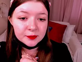 LinetteMono's Live Sex Cam Show