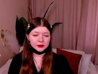 LinetteMono's Live Sex Cam Show