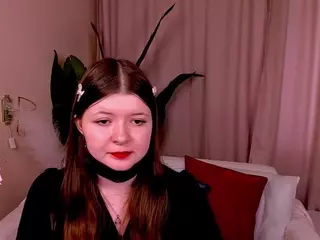 LinetteMono's Live Sex Cam Show