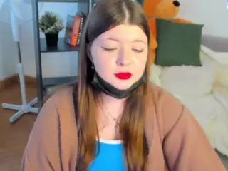 LinetteMono's Live Sex Cam Show