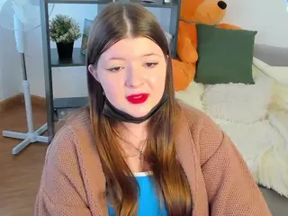LinetteMono's Live Sex Cam Show