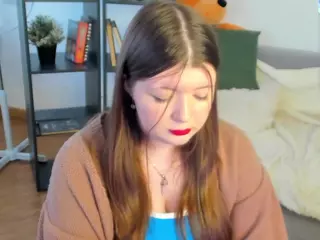 LinetteMono's Live Sex Cam Show
