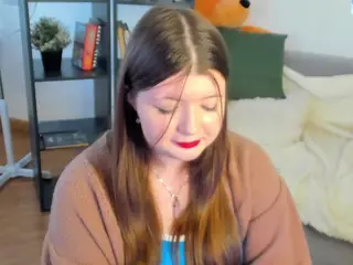 LinetteMono's Live Sex Cam Show