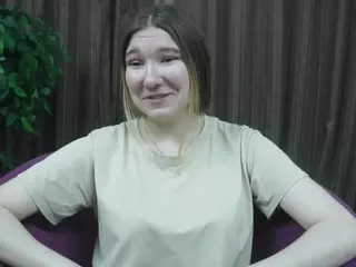MaidaFell's Live Sex Cam Show