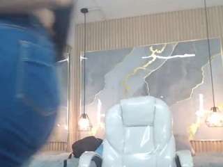 nei-girl Live Webcam on CamSoda