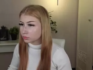 Lucy's Live Sex Cam Show