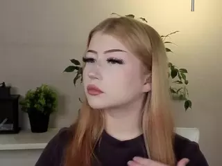 Lucy's Live Sex Cam Show
