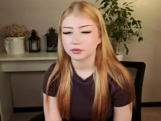 Lucy's Live Sex Cam Show