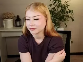 Lucy's Live Sex Cam Show