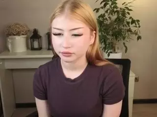 Lucy's Live Sex Cam Show