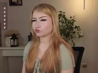 Lucy's Live Sex Cam Show