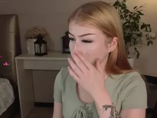 Lucy's Live Sex Cam Show
