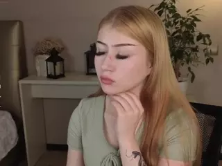 Lucy's Live Sex Cam Show